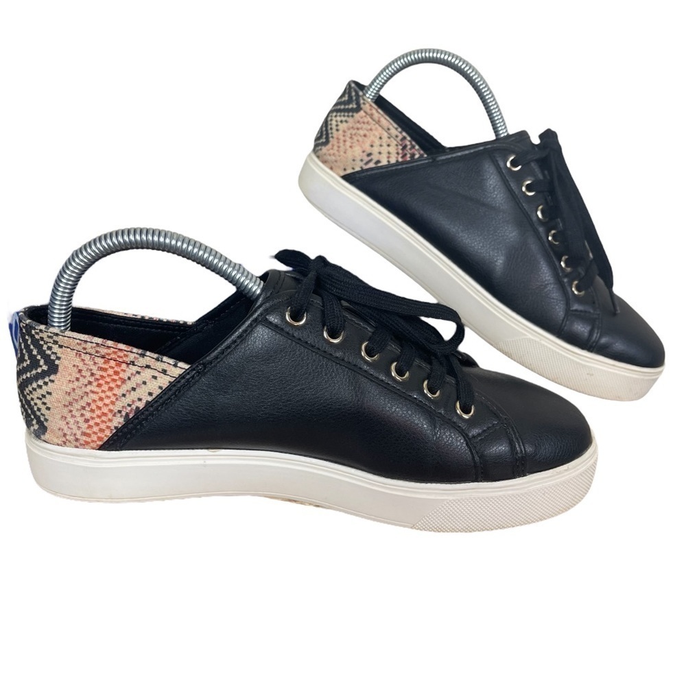 EUC Aldo casual vegan leather and canvas sneaker, black, size 8.
